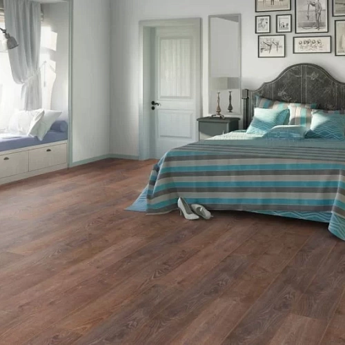 ДУБ НАТУР ТЁМНО КОРИЧНЕВЫЙ ЛАМИНАТ  TARKETT  ESTETICA ламинат для пола